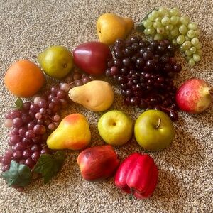 EUC Set of 14 Faux Fruit plastic decor